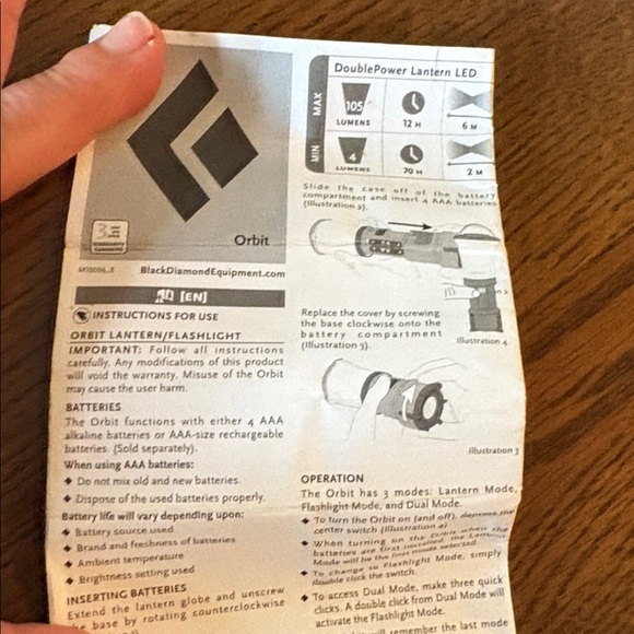 BLACK DIAMOND VOYAGER 140 LUMEN ELECTRIC LANTERN black and gray - Picture 9 of 11